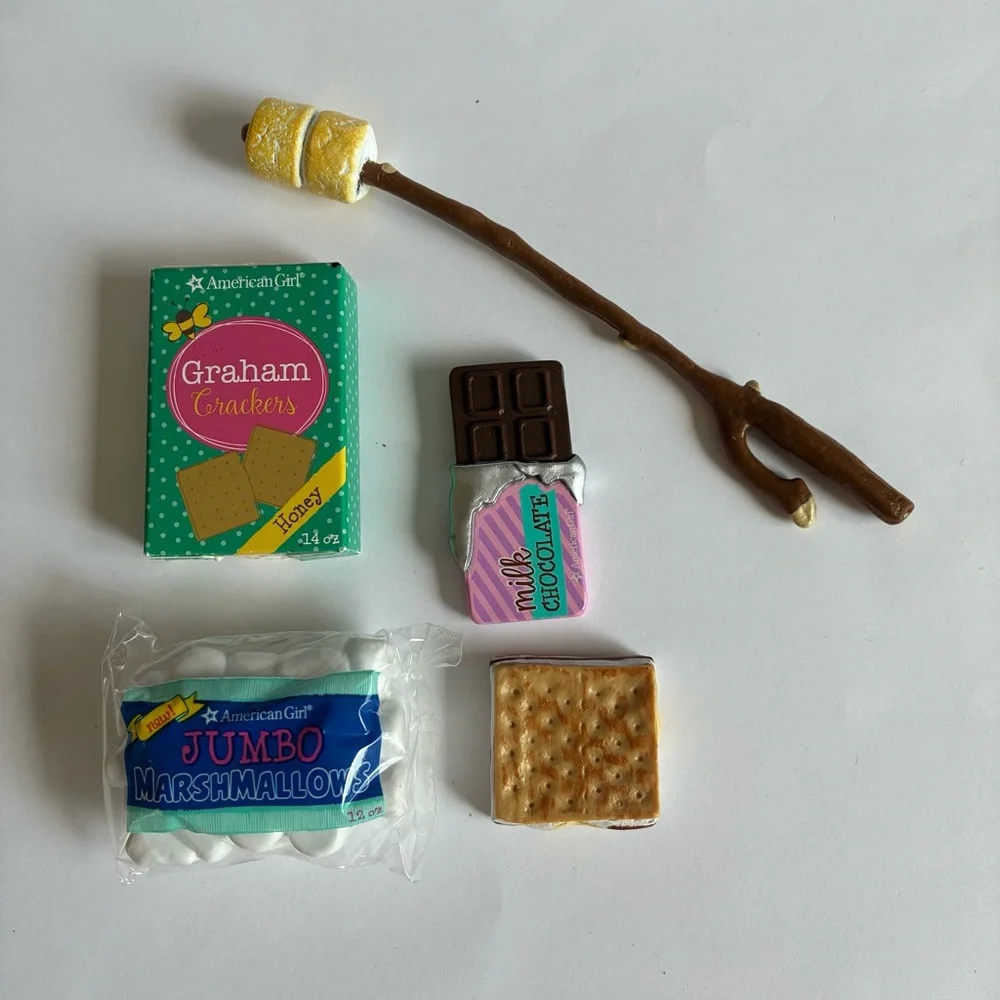 American Girl Doll Campfire S’mores Marshmallows Sticks Chocolate Crackers 5pc